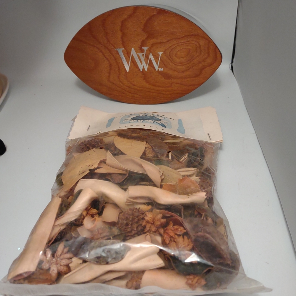 WoodWick Ellipse 16 oz Glass Container & Wood Lid Only and  Potpourri